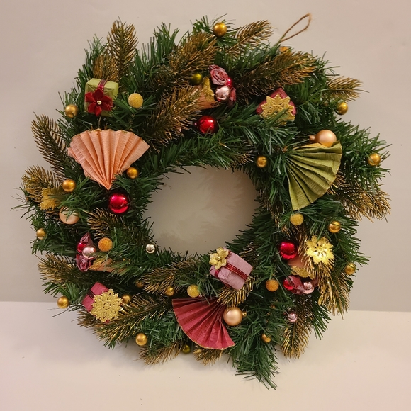 Martha Stewart Other - Wreath Martha Stewart Lustous Finery Collection 38"round x 4" thick